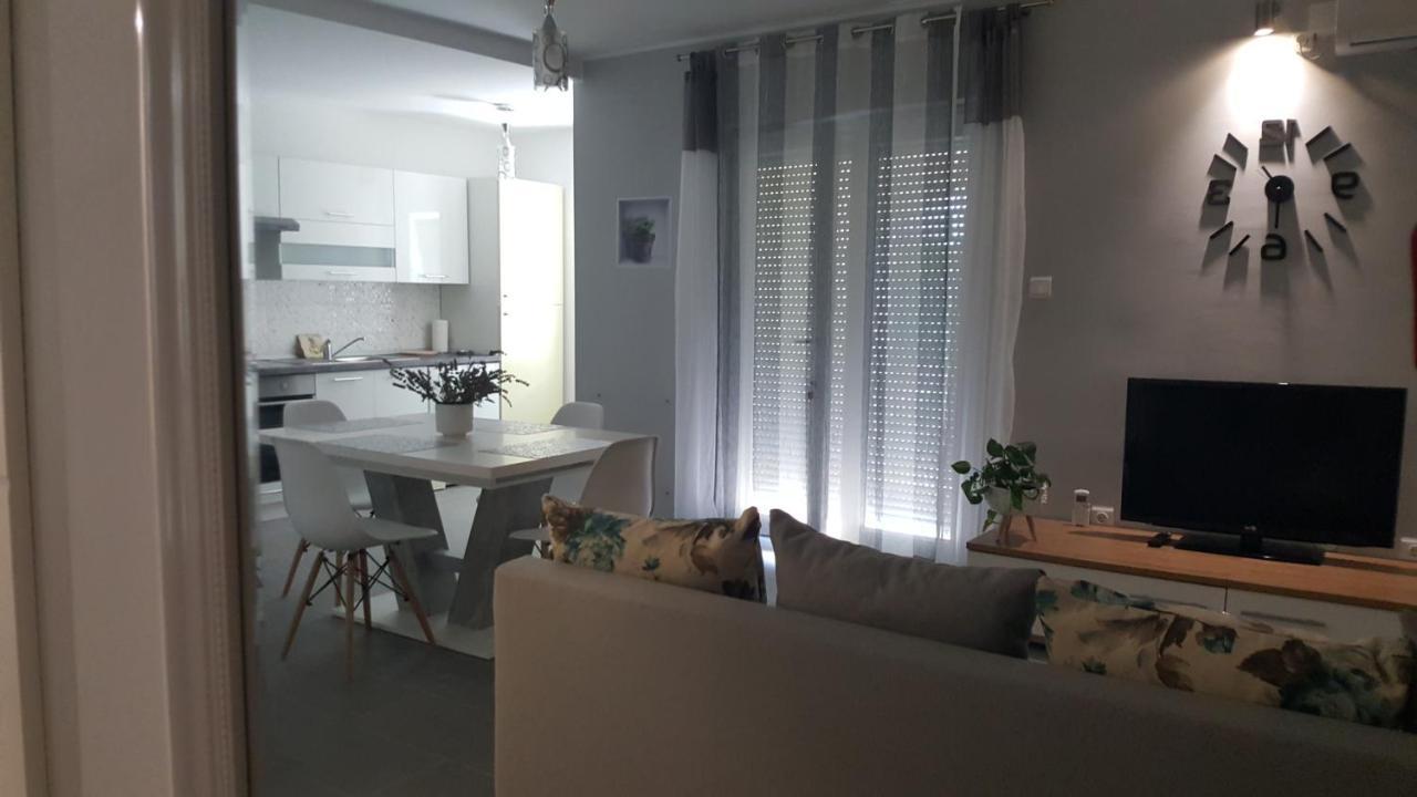 Andela Home - Krka Waterfalls Lozovac Extérieur photo