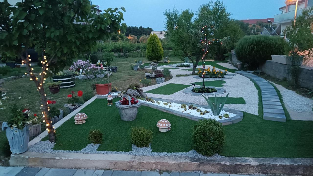 Andela Home - Krka Waterfalls Lozovac Extérieur photo